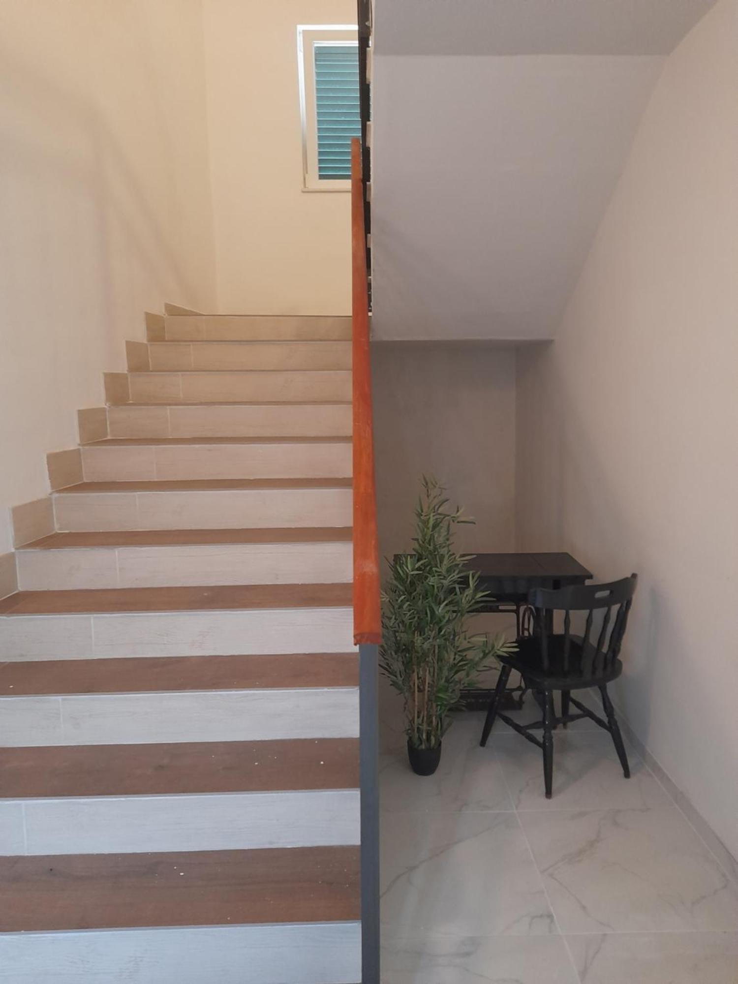 Apartmani Dotur Split Exterior photo